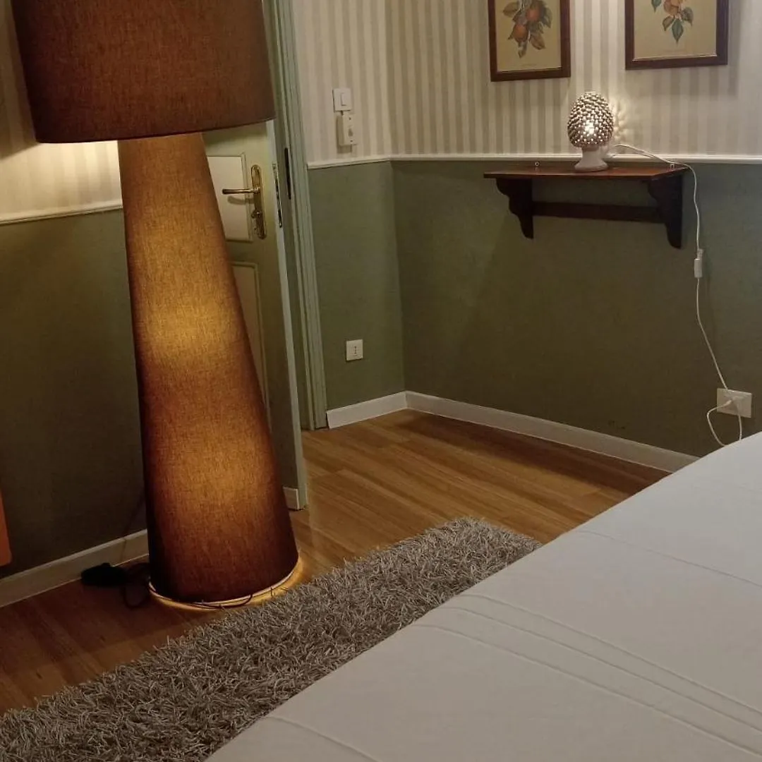 Beeclaire Guest House Palermo Apartment